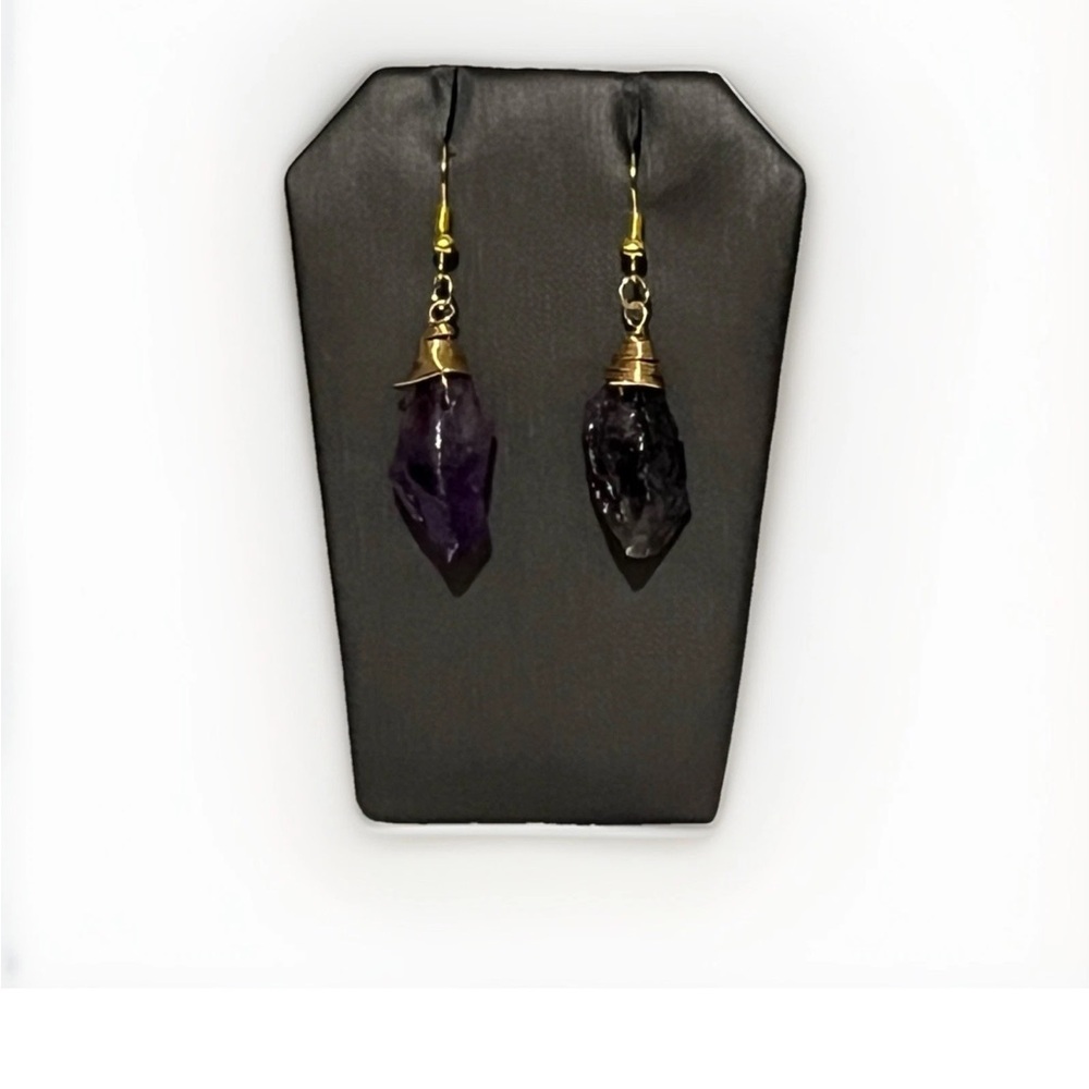 Wicca Raw Amethyst Purple Earrings Gold. Healing and Protection. Fairy-core.